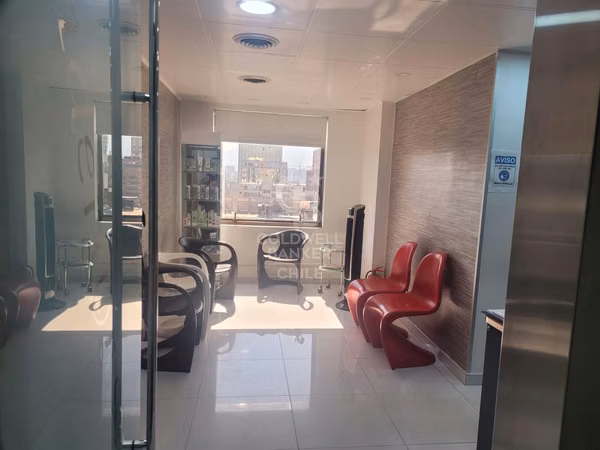 Oficina para Clínica Estética en Las Condes