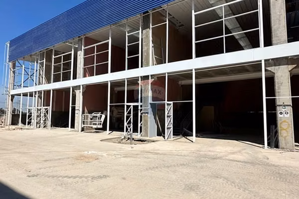 Bodegas estratégicas con alta conectividad
