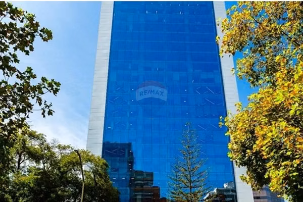 Oficina en arriendo barrio el golf las condes
