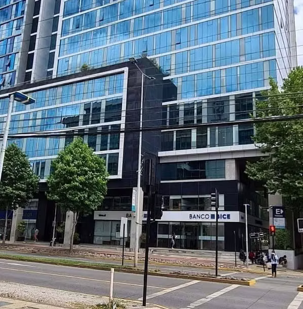 Arriendo Bodega Edificio Costanera Avenida  Prat Concepción