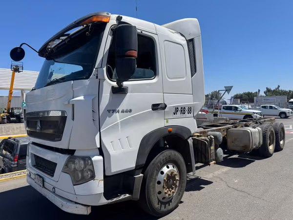 Sinotruck  Chasis Cabinado