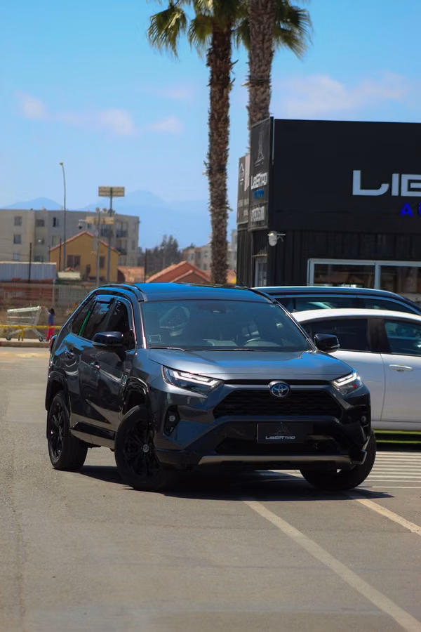 TOYOTA RAV4 XSE 2.5 AT HYBRID
