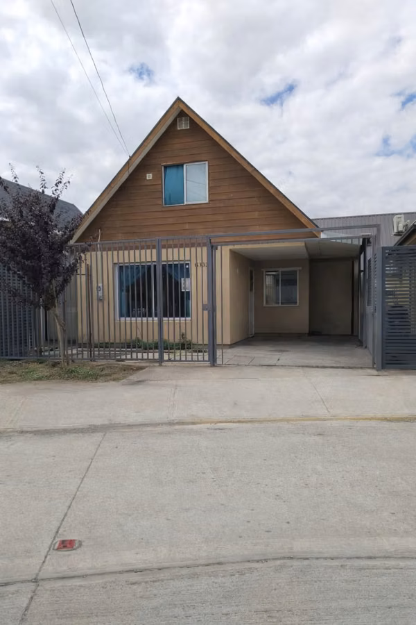 CASA EN VENTA - Villa Huertos de Chillán II
