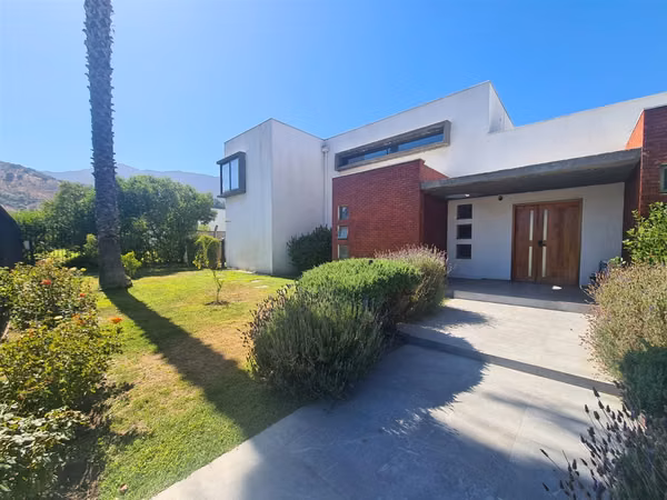 CASA Condominio Puerta del Alba