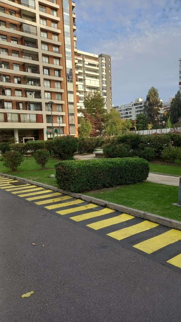 ¡Imperdible Depto Nor-Oriente en Las Condes!