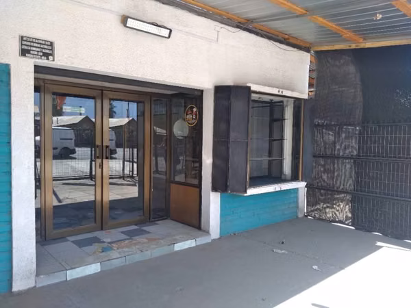 Se Arrienda local comercial c/casa y patente H1