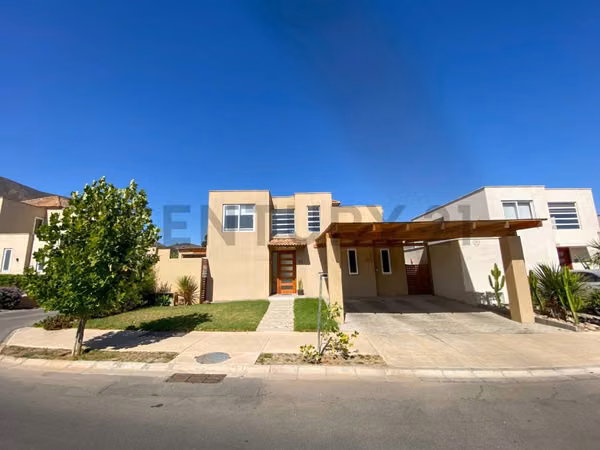 Vendo casa Barrio Privado Umbrales, La Serena