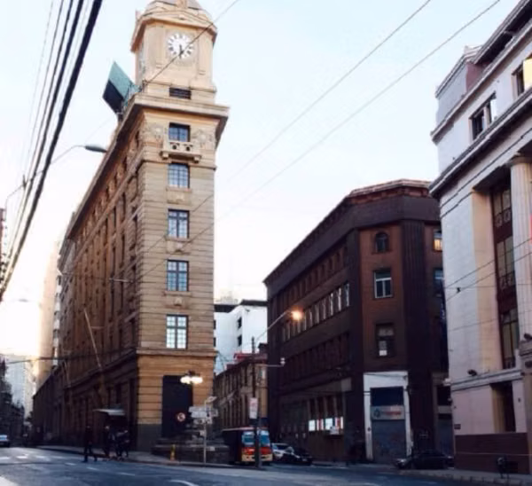 ARRIENDO OFICINA VALPARAÍSO CENTRO PRIMER PISO