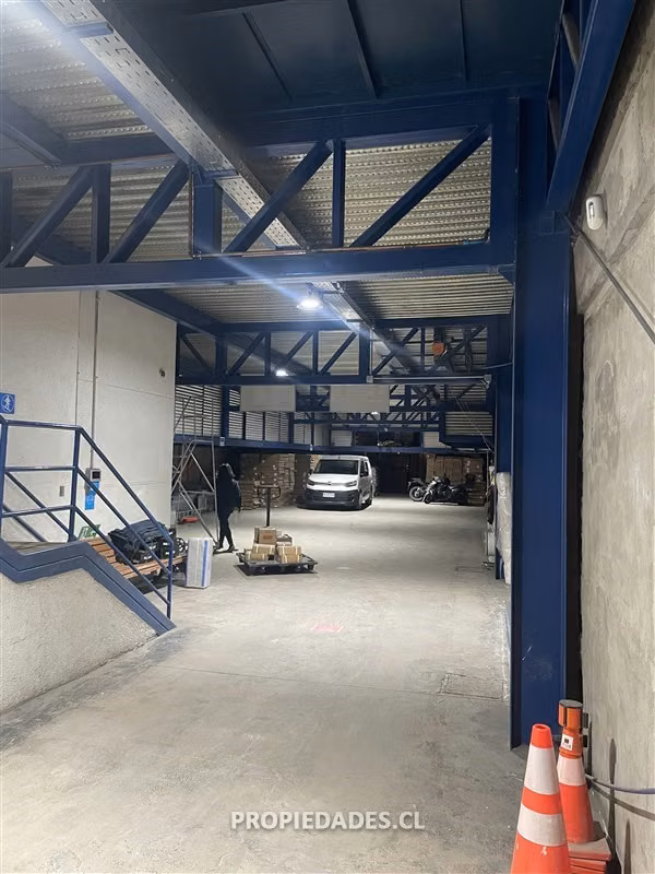 Industrial en arriendo en Santiago IMPECABLE