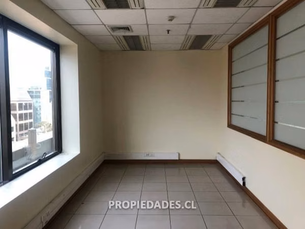 Oficina en Arriendo Metro Pedro de Valdivia