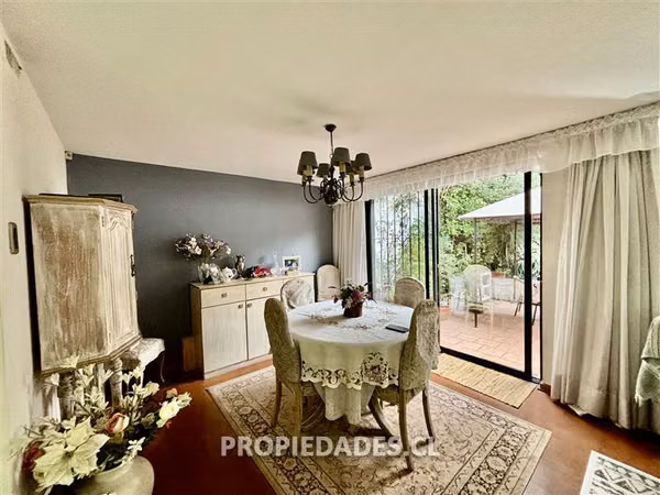 Casa en venta de 3 dorm. en Las Condes