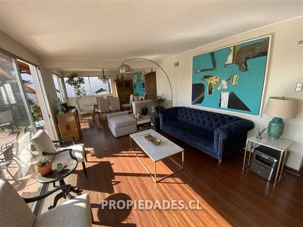 Casa con terreno en Las Condes