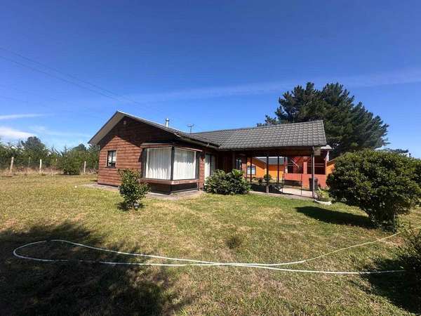 VENDE CENTRO TURISTICO CASA MÁS 3 CABAÑAS  (150802)