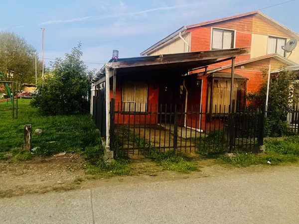 CASA EN VENTA EN MAFIL.