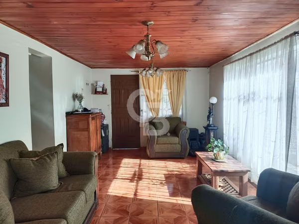 Casa esquina Quilpué 3D/1B + Sótano
