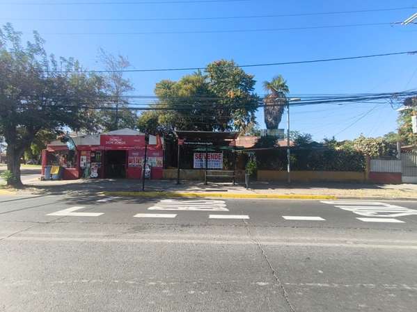 PROPIEDAD COMERCIAL EN DIEGO PORTALES /CON CASA PRINCIPAL