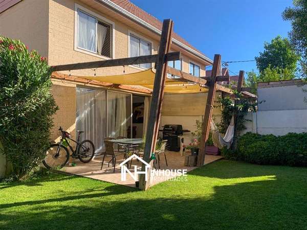 Gran casa en venta 3 pisos en Puente Alto