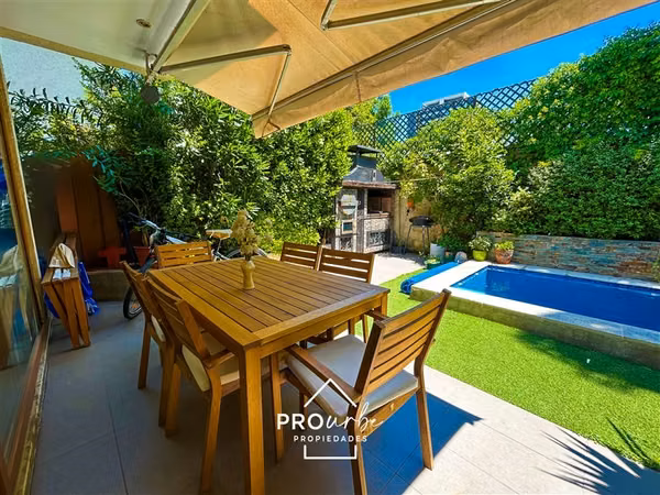 Casa familiar en condominio, piscina, quincho, y GC bajos