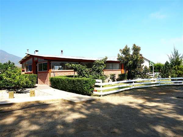 Parcela y casa en venta Sector La Palma - QUILLOTA