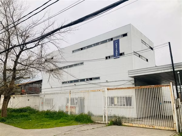 Bodega en arriendo en La Reina