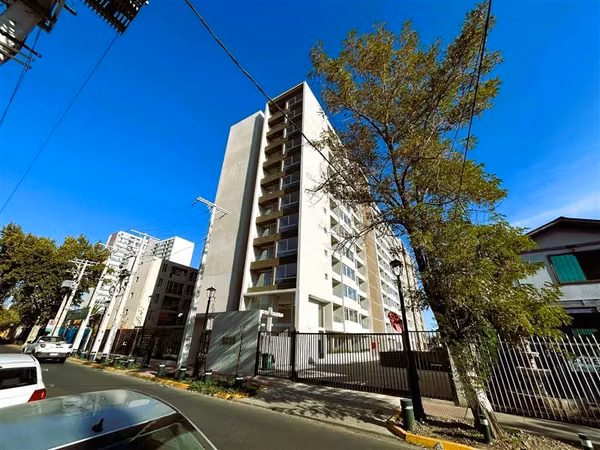 Departamento en venta de 1 dorm. en La Cisterna
