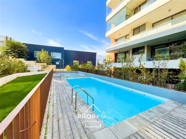 Departamento en venta de 2 dorm. en Lo Barnechea