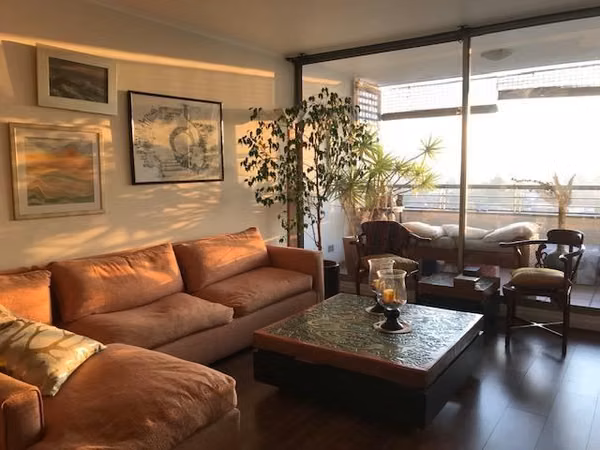 Departamento en venta de 2 dorm. en Las Condes