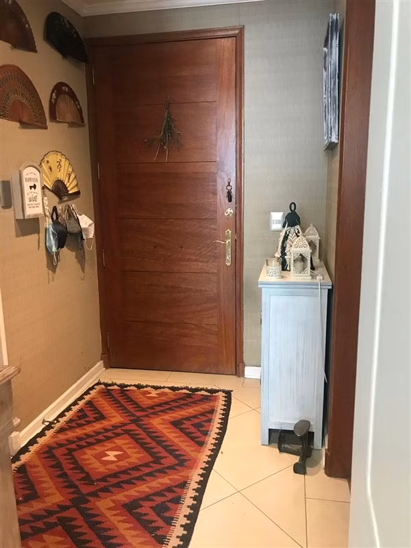 Departamento en venta de 2 dorm. mas estar o escritorio.