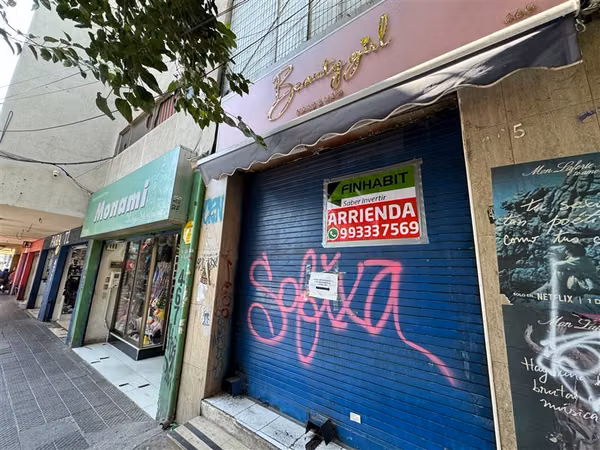 Pleno corazón de Patronato, excelente local en arriendo .