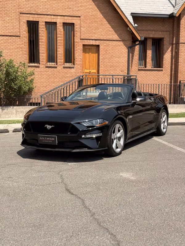 FORD MUSTANG GT SOLO 18.000 KMS UNICO DUEÑO