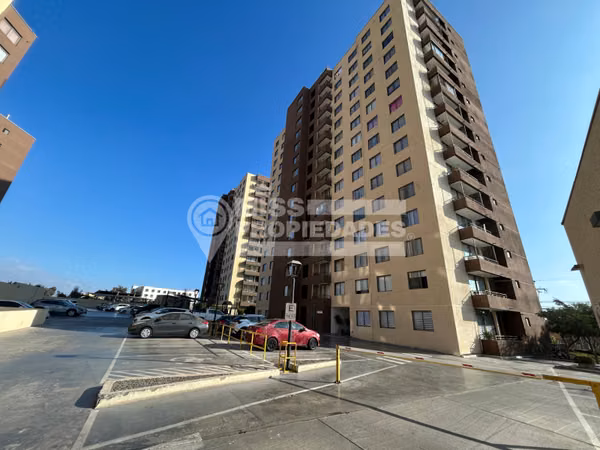 VENDE DEPARTAMENTO EN SECTOR NORTE