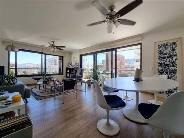 Departamento en venta de 3 dorm. en Las Condes