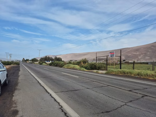 SE VENDE TERRENO DE 5000 MT2 EN LLUTA KM 12