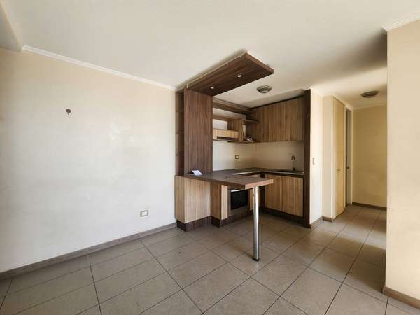Cercano a Metro Matta, 2D+1B+Est+Bod (152903)