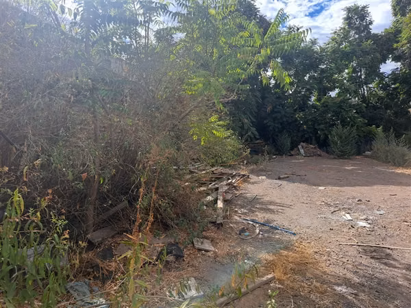 Sitio con aprobación de proyecto urbanizado