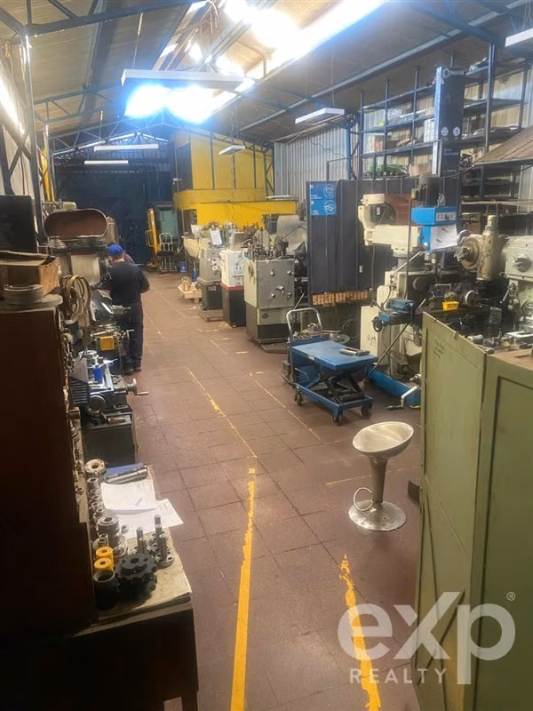 Bodega destino industrial en San Ramón, Regularizado