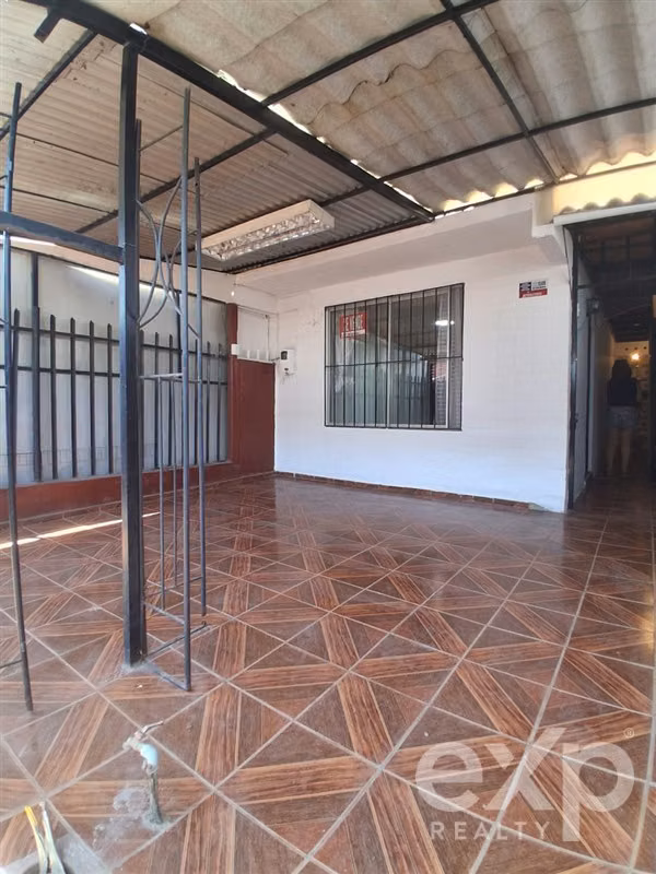Casa en venta de 4 dorm. en Puente Alto Villa Ramon Venega
