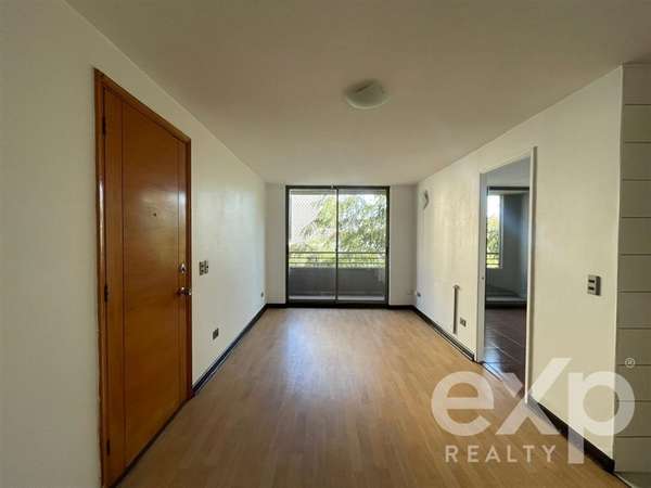 Departamento en venta de 1D 1B. en Santiago Metro Republica