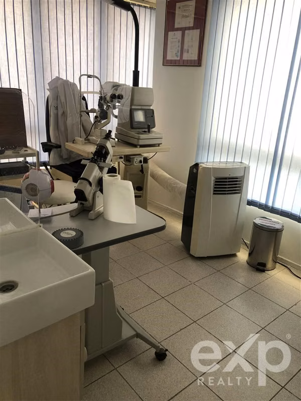 Oficina en venta en La Florida 2 privados 2 baños