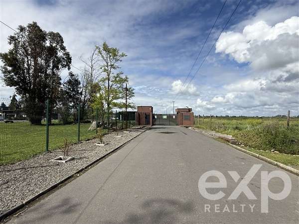 Terreno Condominio Privado Las Taguitas, Chillan #138970