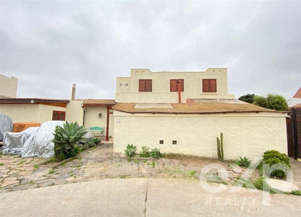 Casa en venta 6 dorm, 3 baños en San Joaquin. en La Serena