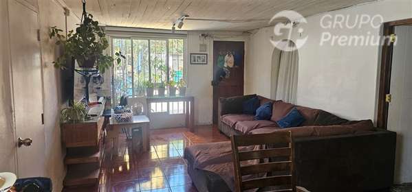Amplia Casa de 3 dorm. 1 B. en venta en San Joaquín