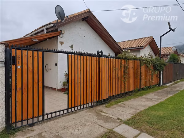 Casa en venta de 3 dorm. en Limache