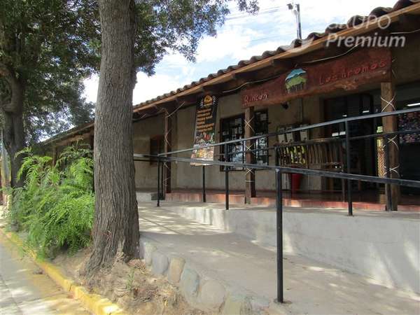 Se Vende Restaurant, 4 Locales Comerciales en Lolol
