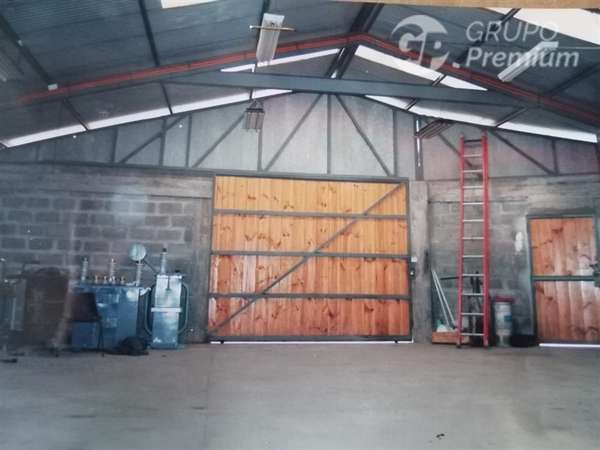 Galpón Comercial con Corriente Trifásica en La Serena