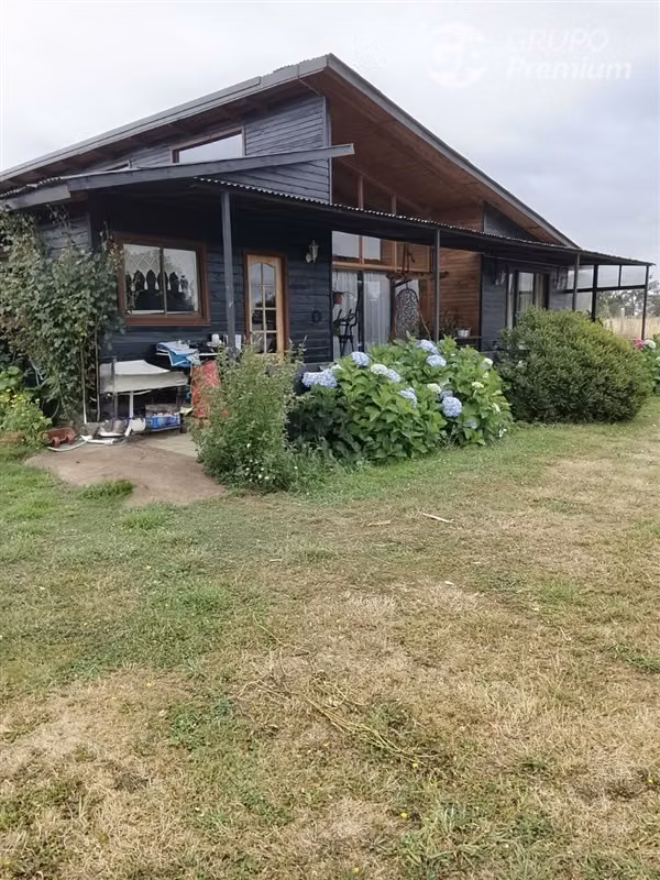 Hermosa Parcela con casa en condominio Río Bueno