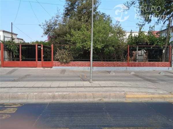CASA QUINTA EN VENTA EN MAIPU !!!! MUY CERCA DEL CENTRO.