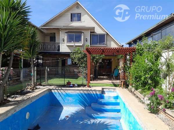 Casa en venta 5 dorm. 4 ba. sector Santa Julia, Viña del Mar