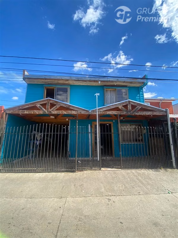 Casa en venta de 5 dormitorios y dos baños en Chillán