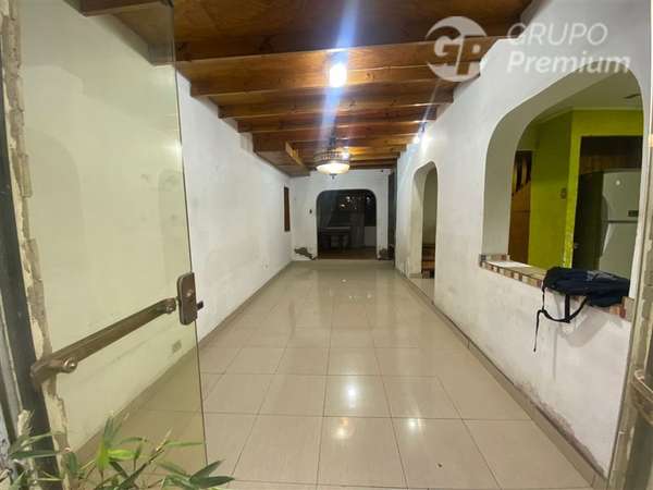 Casa en venta de 4 dorm. en La Cisterna
